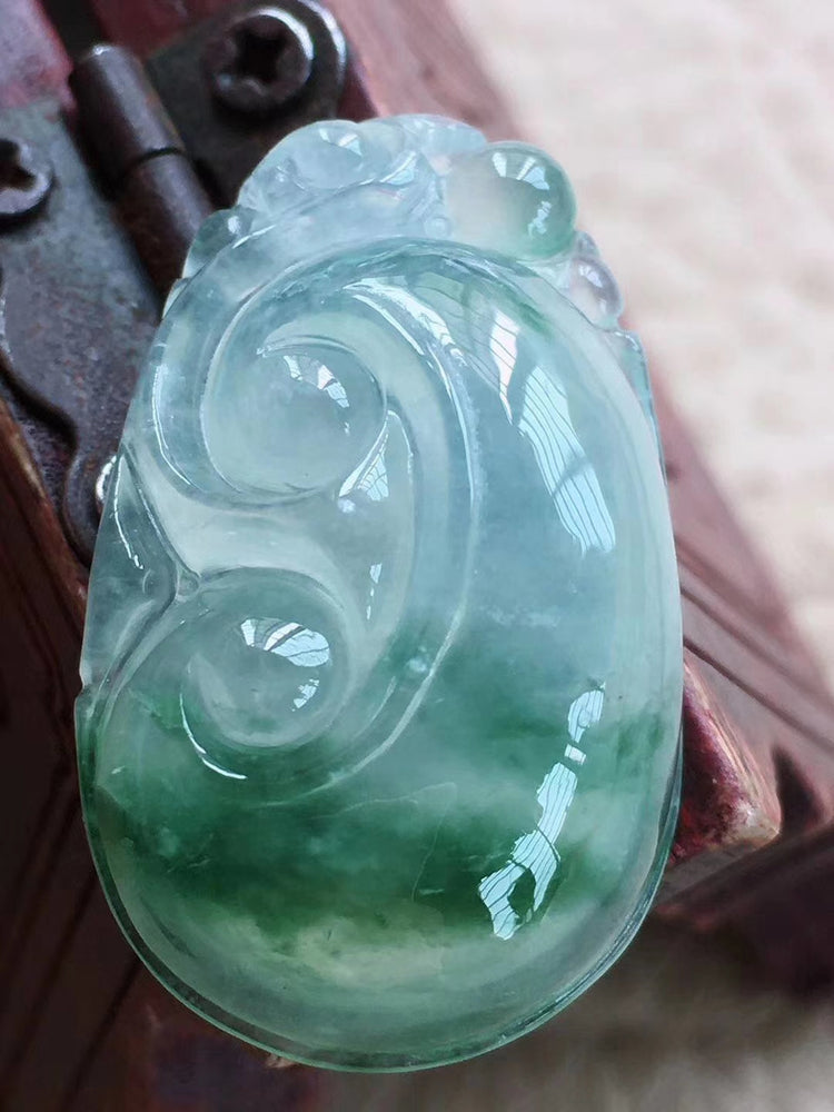 翡翠如意 (Jadeite Jade RuYi)