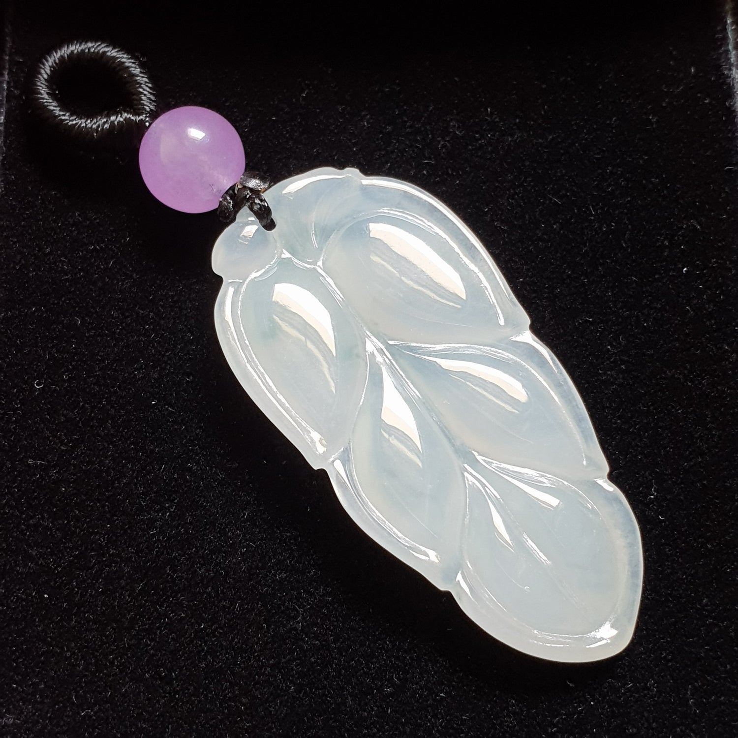 糯种叶子翡翠吊坠 (Type A Jadeite Jade Leaf Pendants) PLF29695