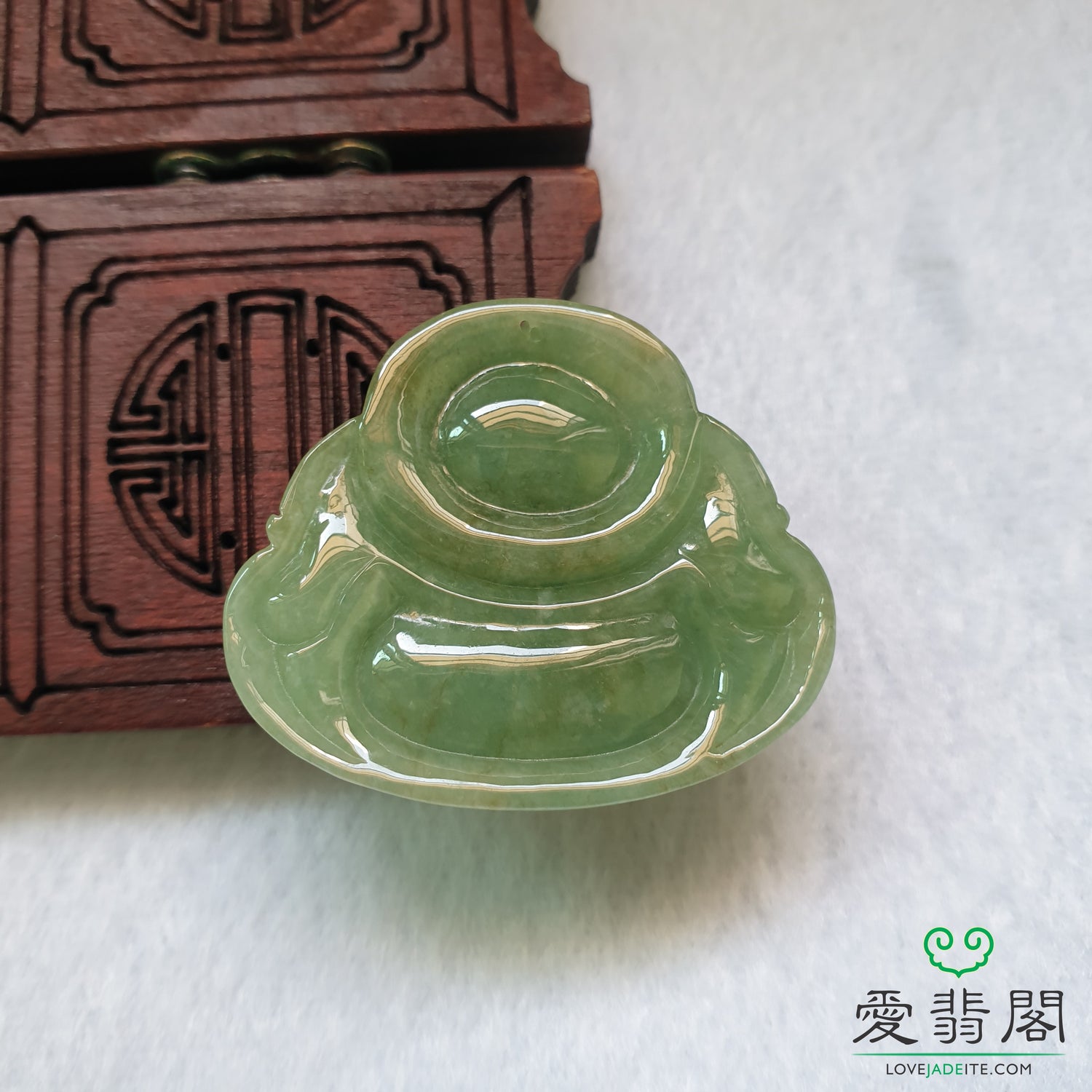 Love Jadeite Natural Myanmar Burma Type A Green Jadeite Jade Laughing Buddha Jewelry Pendant Jewellery in Singapore 新加坡爱翡阁缅甸天然A货绿翡翠佛公笑佛吊坠首饰