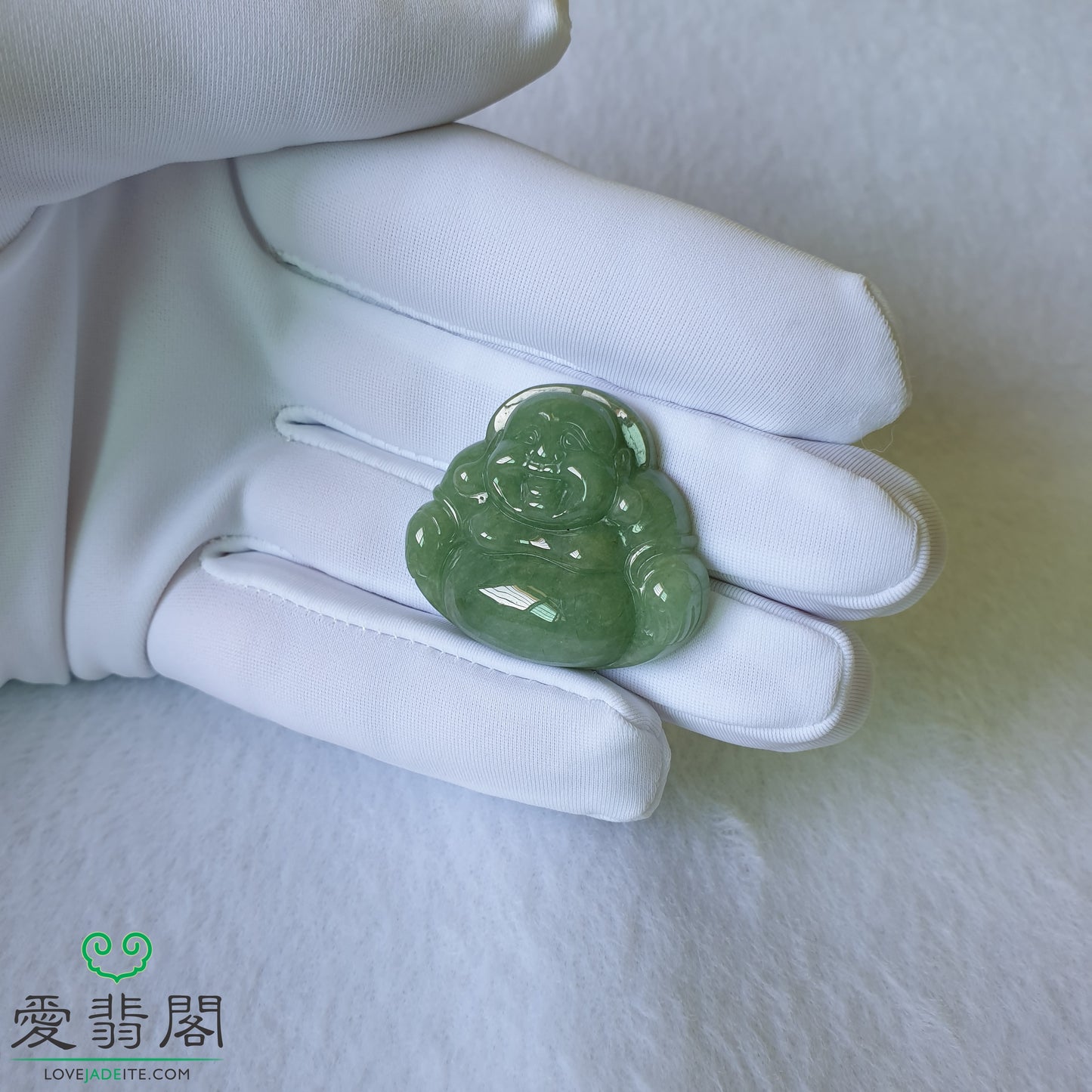 Love Jadeite Natural Myanmar Burma Type A Green Jadeite Jade Laughing Buddha Jewelry Pendant Jewellery in Singapore 新加坡爱翡阁缅甸天然A货绿翡翠佛公笑佛吊坠首饰