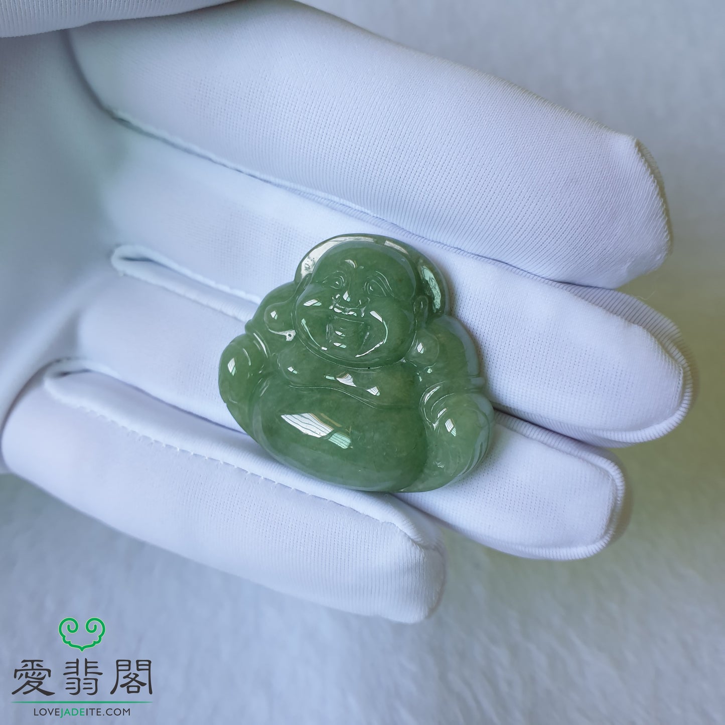 Love Jadeite Natural Myanmar Burma Type A Green Jadeite Jade Laughing Buddha Jewelry Pendant Jewellery in Singapore 新加坡爱翡阁缅甸天然A货绿翡翠佛公笑佛吊坠首饰