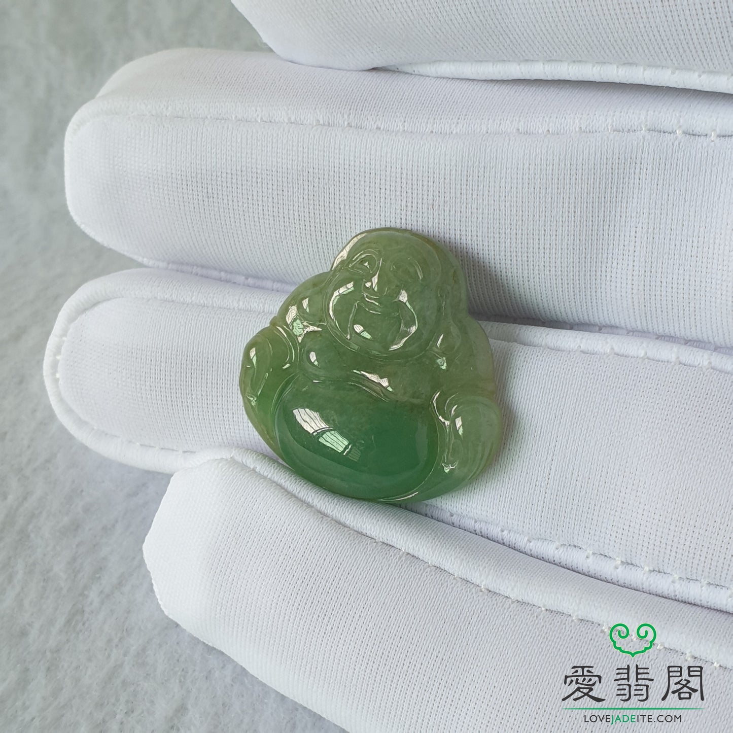 Love Jadeite Natural Myanmar Burma Type A Green Jadeite Jade Laughing Buddha Jewelry Pendant Jewellery in Singapore 新加坡爱翡阁缅甸天然A货绿翡翠佛公笑佛吊坠首饰