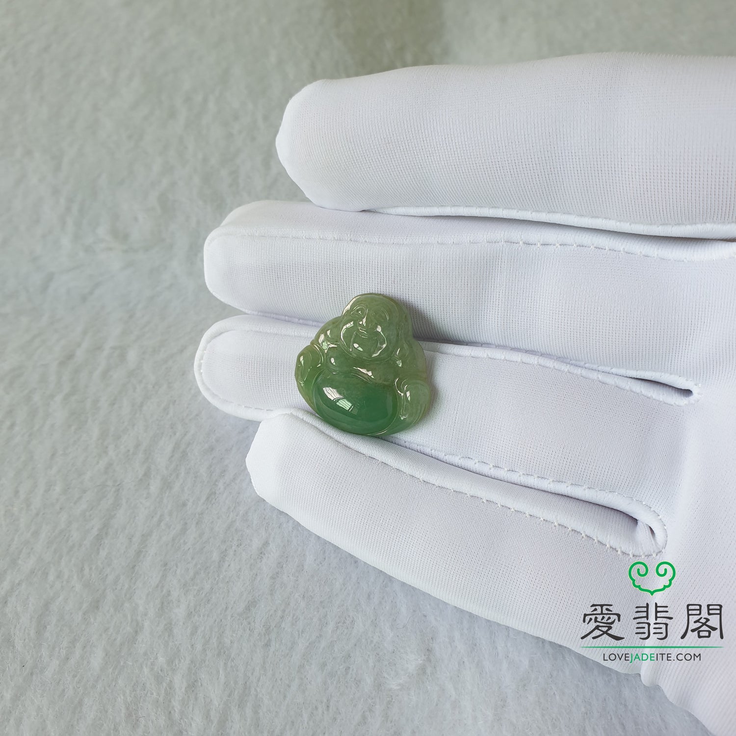 Love Jadeite Natural Myanmar Burma Type A Green Jadeite Jade Laughing Buddha Jewelry Pendant Jewellery in Singapore 新加坡爱翡阁缅甸天然A货绿翡翠佛公笑佛吊坠首饰