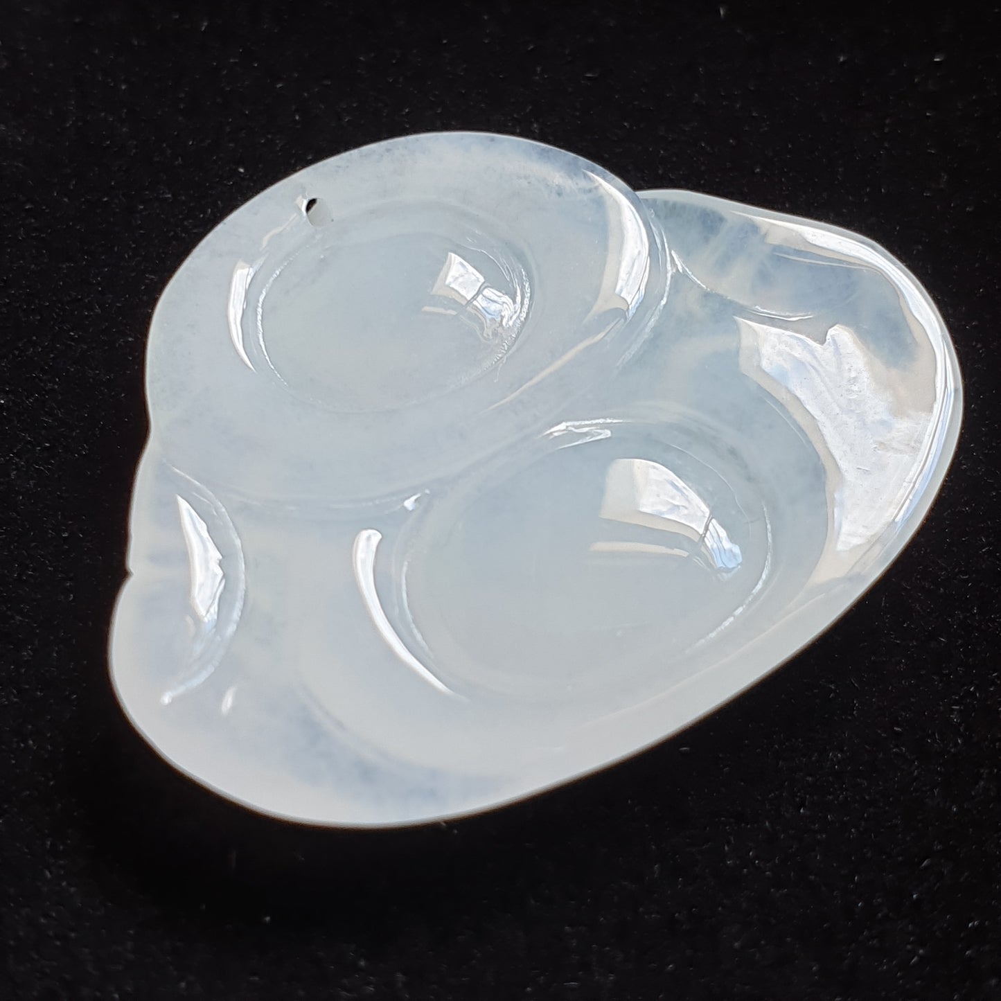 冰种翡翠佛公/笑佛吊坠 (Type A Icy Jadeite Jade Laughing Buddha Pendant) PLB31122