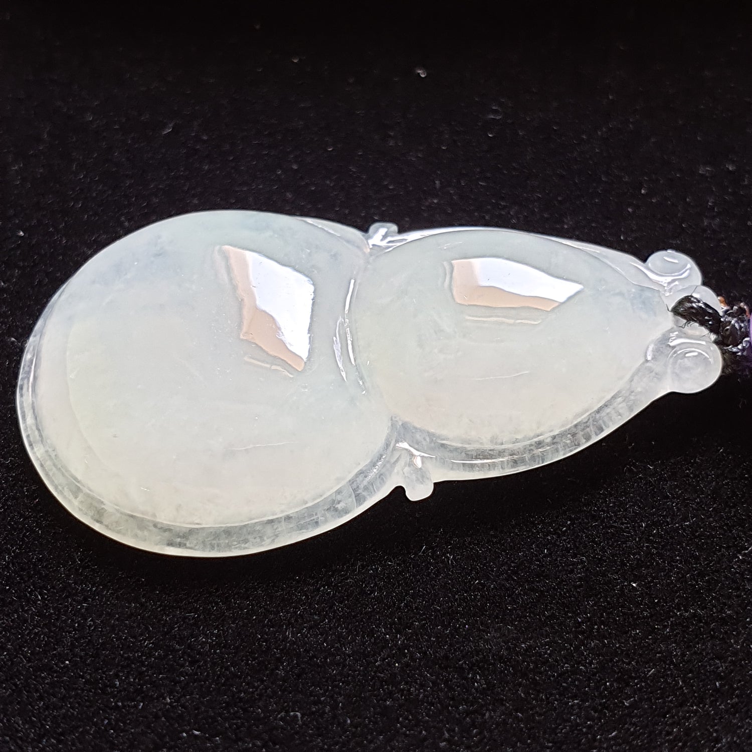 糯种葫芦翡翠吊坠 (Type A Jadeite Jade Gourd Pendant) PGD29681