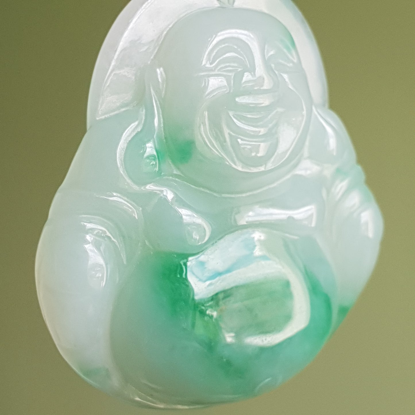 糯种飘绿色佛公/笑佛翡翠吊坠 (Type A Jadeite Jade Laughing Buddha Pendant) PLB15334