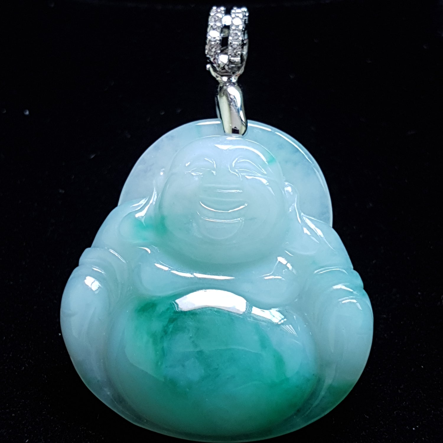 糯种飘绿色佛公/笑佛翡翠吊坠 (Type A Jadeite Jade Laughing Buddha Pendant) PLB15334