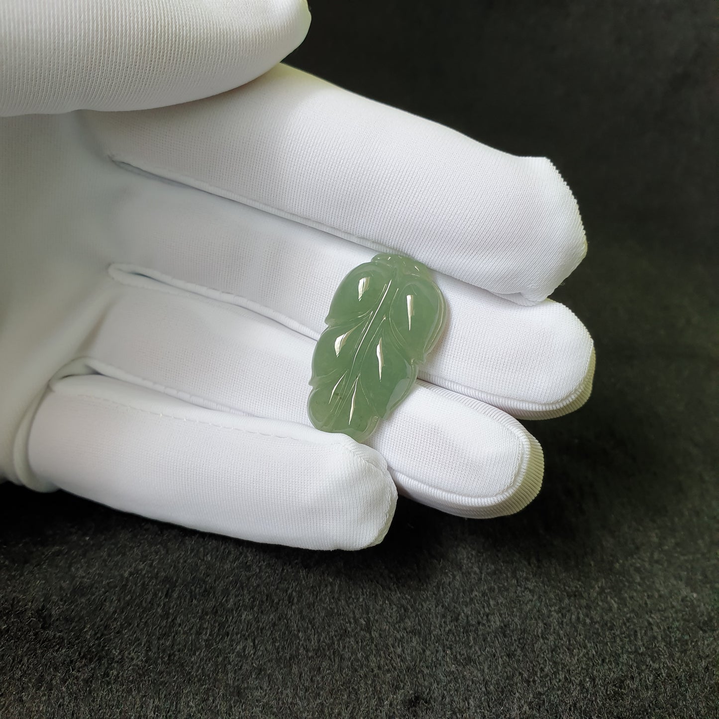 Love Jadeite Natural Myanmar Burma Type A Jadeite Jade Leaf Jewelry Pendant Jewellery  爱翡阁缅甸天然A货翡翠叶子吊坠珠宝首饰 PLF98472