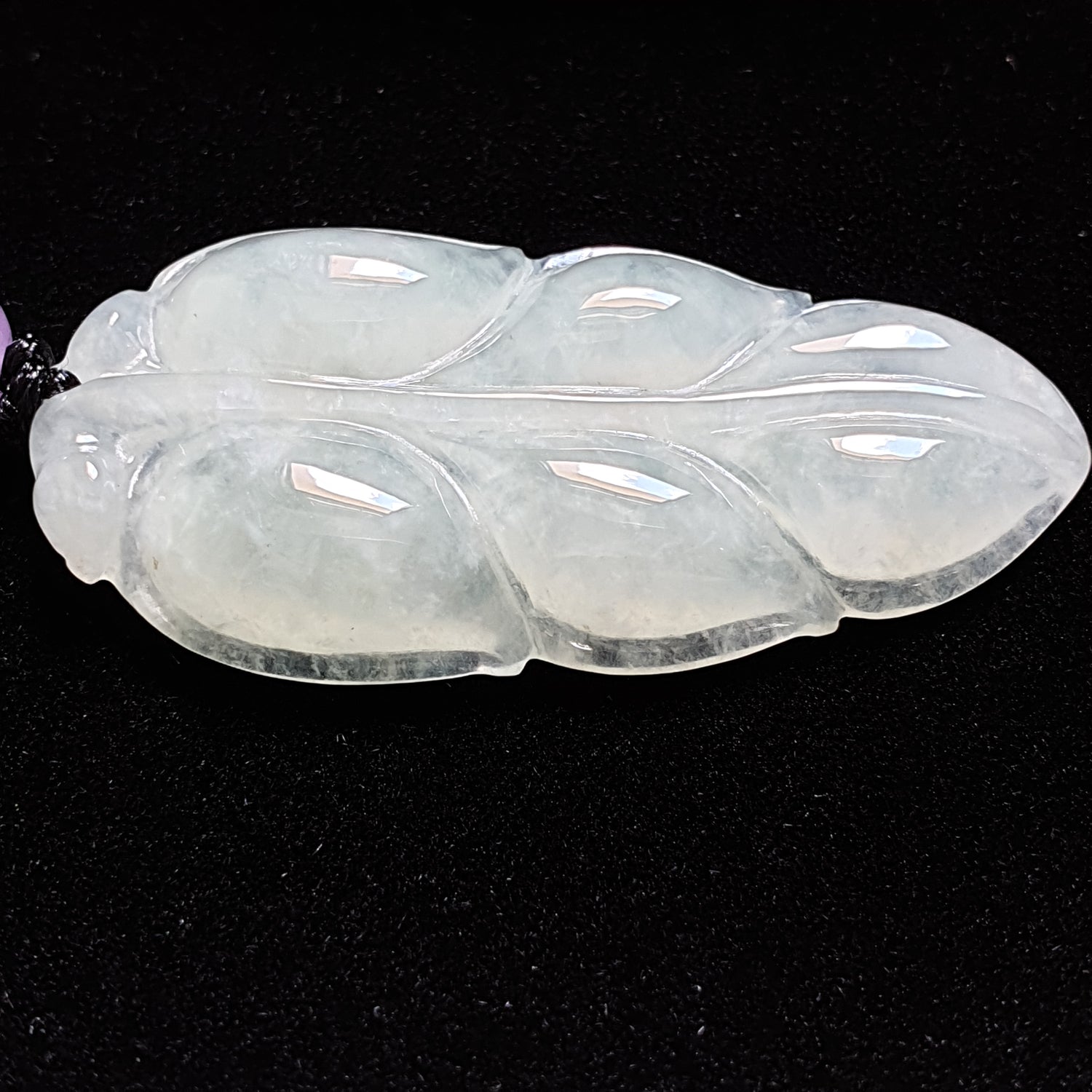 糯种叶子翡翠吊坠 (Type A Jadeite Jade Leaf Pendants) PLF29675