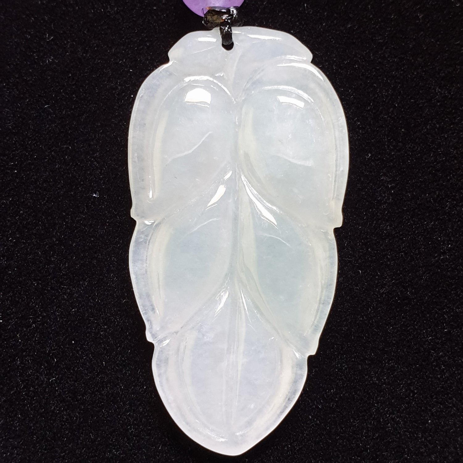 糯种叶子翡翠吊坠 (Type A Jadeite Jade Leaf Pendants) PLF29676