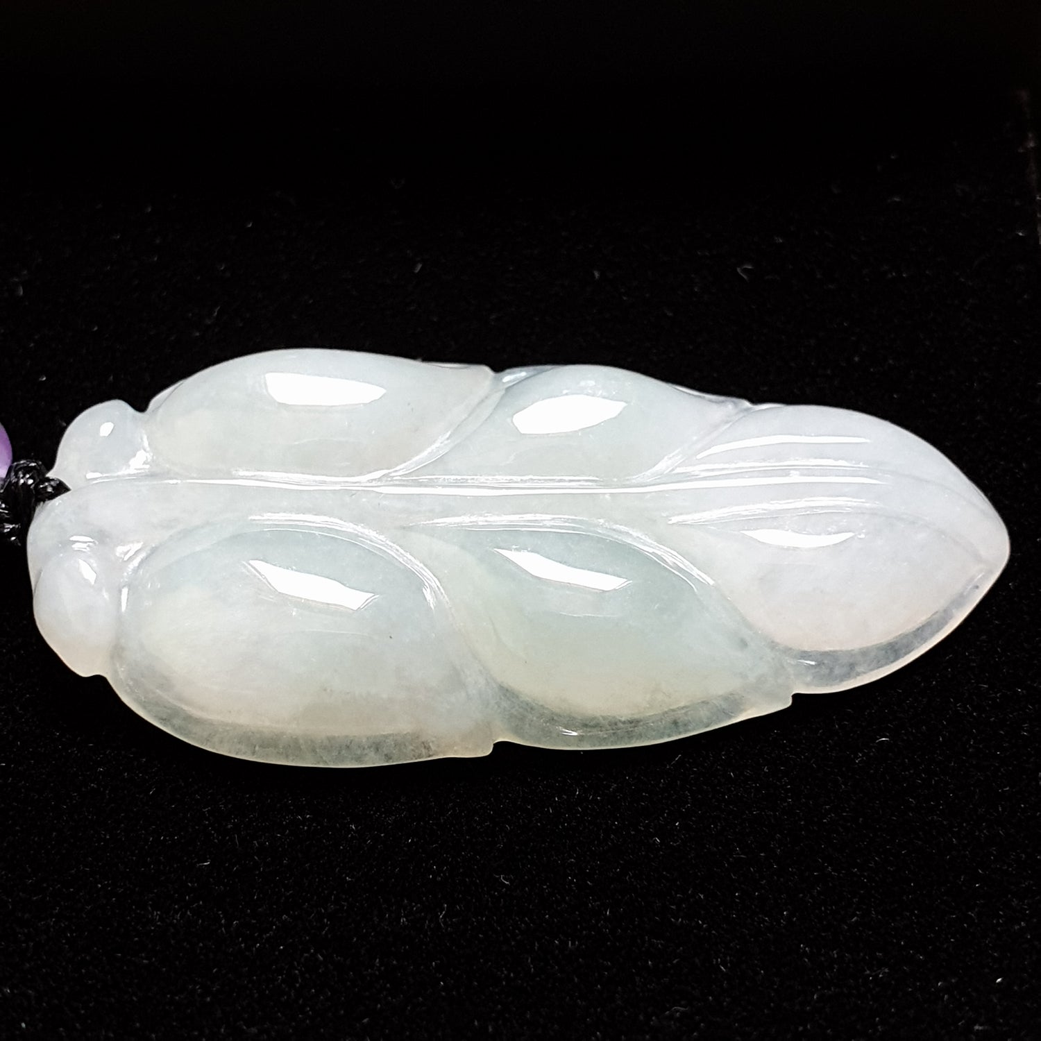 糯种叶子翡翠吊坠 (Type A Jadeite Jade Leaf Pendants) PLF29676