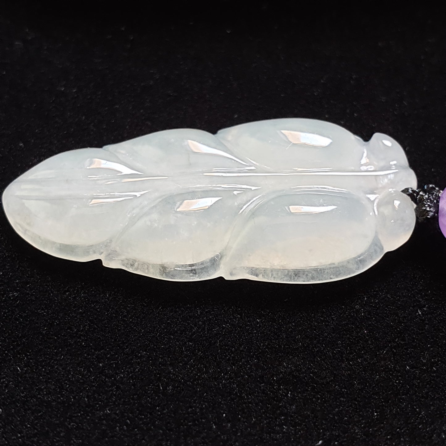 糯种叶子翡翠吊坠 (Type A Jadeite Jade Leaf Pendants) PLF29697