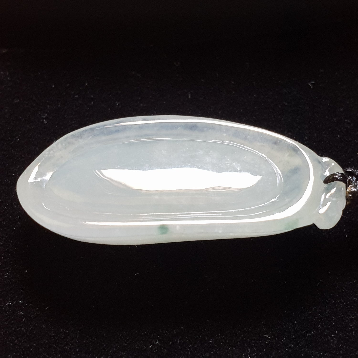 糯种福瓜翡翠吊坠 (Type A Jadeite Jade Melon Pendants) PML29691