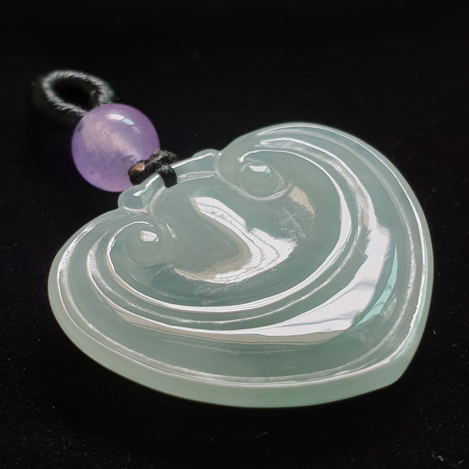 糯种如意翡翠吊坠 (Type A Jadeite Jade RuYi Pendants) PRY29700