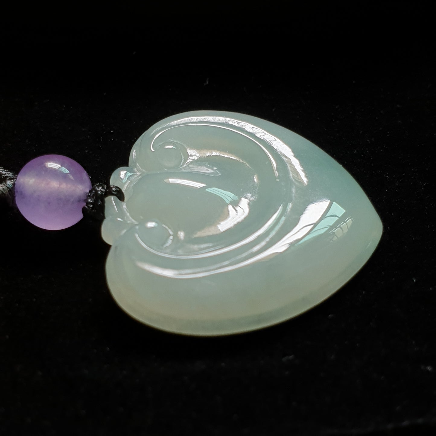 糯种如意翡翠吊坠 (Type A Jadeite Jade RuYi Pendants) PRY29700