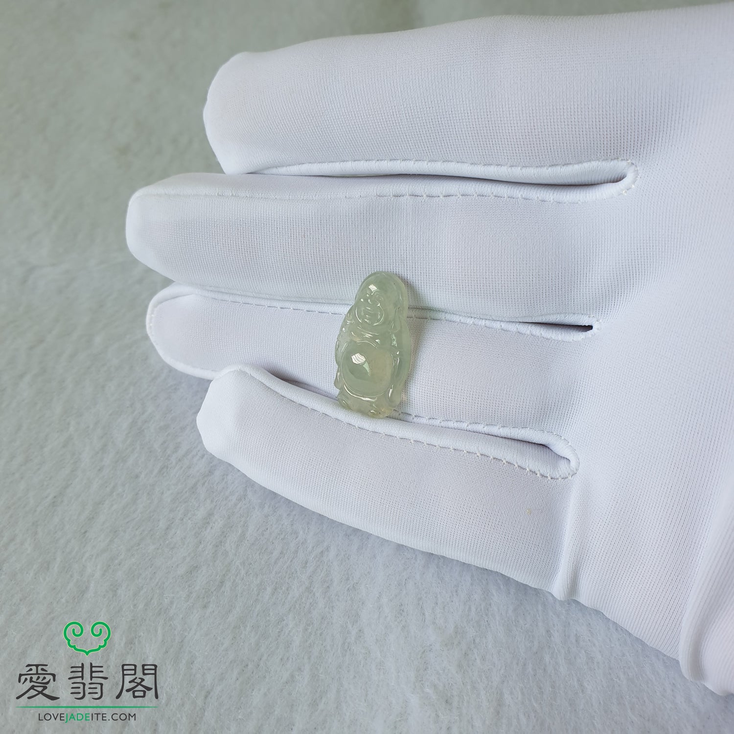 Love Jadeite Natural Myanmar Burma Type A Light Green Jadeite Jade Standing Laughing Buddha Mi Le Fo Jewelry Pendant Jewellery in Singapore 新加坡爱翡阁缅甸天然A货淡绿翡翠佛公笑佛弥勒佛吊坠吊牌首饰站佛